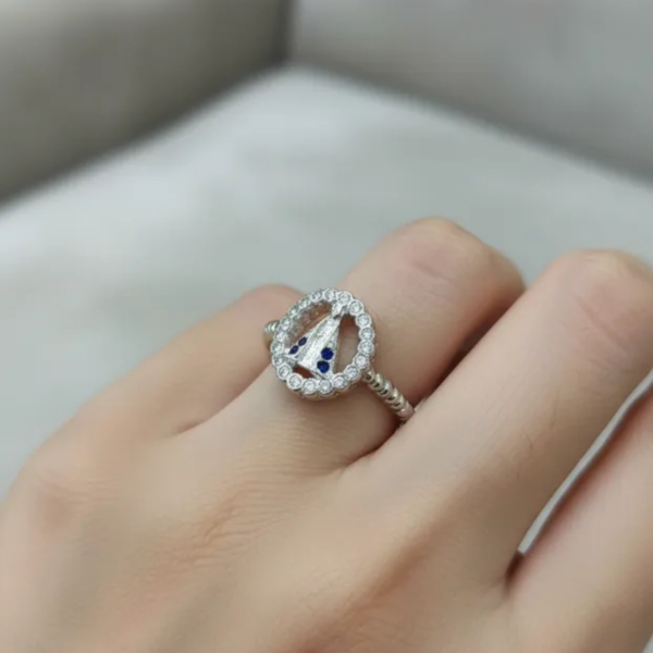Anel Cravejado Nossa Senhora com Zircônia Banhado a ródio