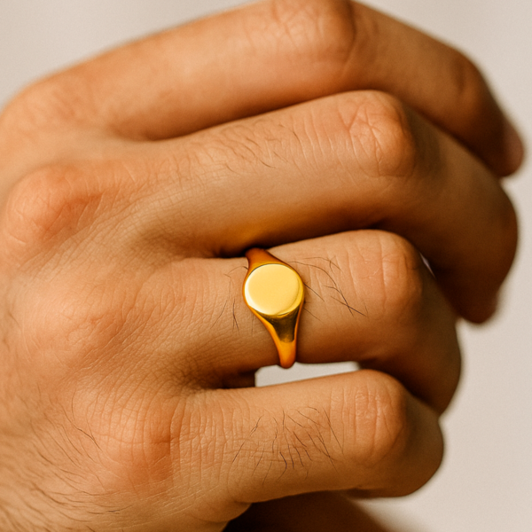 Anel Liso Oval em Aço Inox PVD Dourado
