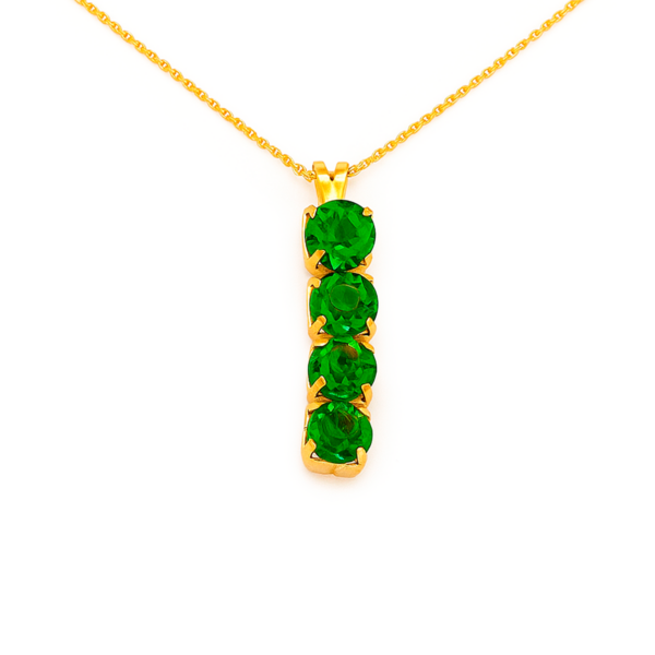 Colar com Pingente de Pedras Verdes Elegante Banhado a Ouro