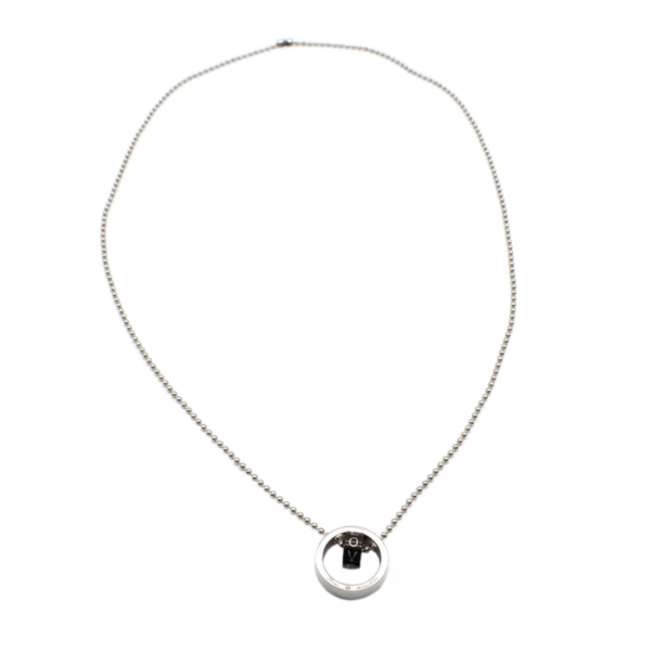 Corrente Masculina Minimalista Com Pingente Circular E Pedra Preta Em Aço Inox PVD Prata