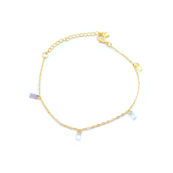 Pulseira De Elos Com Pedras Colors Banhada A Ouro Com Design Delicado E Elegante