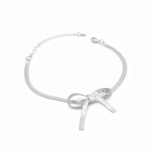 Pulseira Laço Central Com Malha Singapura 17cm Banhada A Ródio Com Brilho Suave