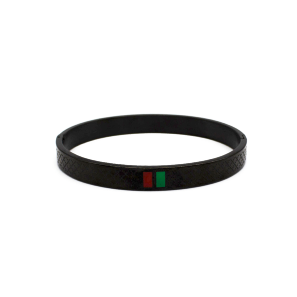 Bracelete Texturizado Com Resina Verde E Vermelha Centralizada Em Aço Inox PVD Preto