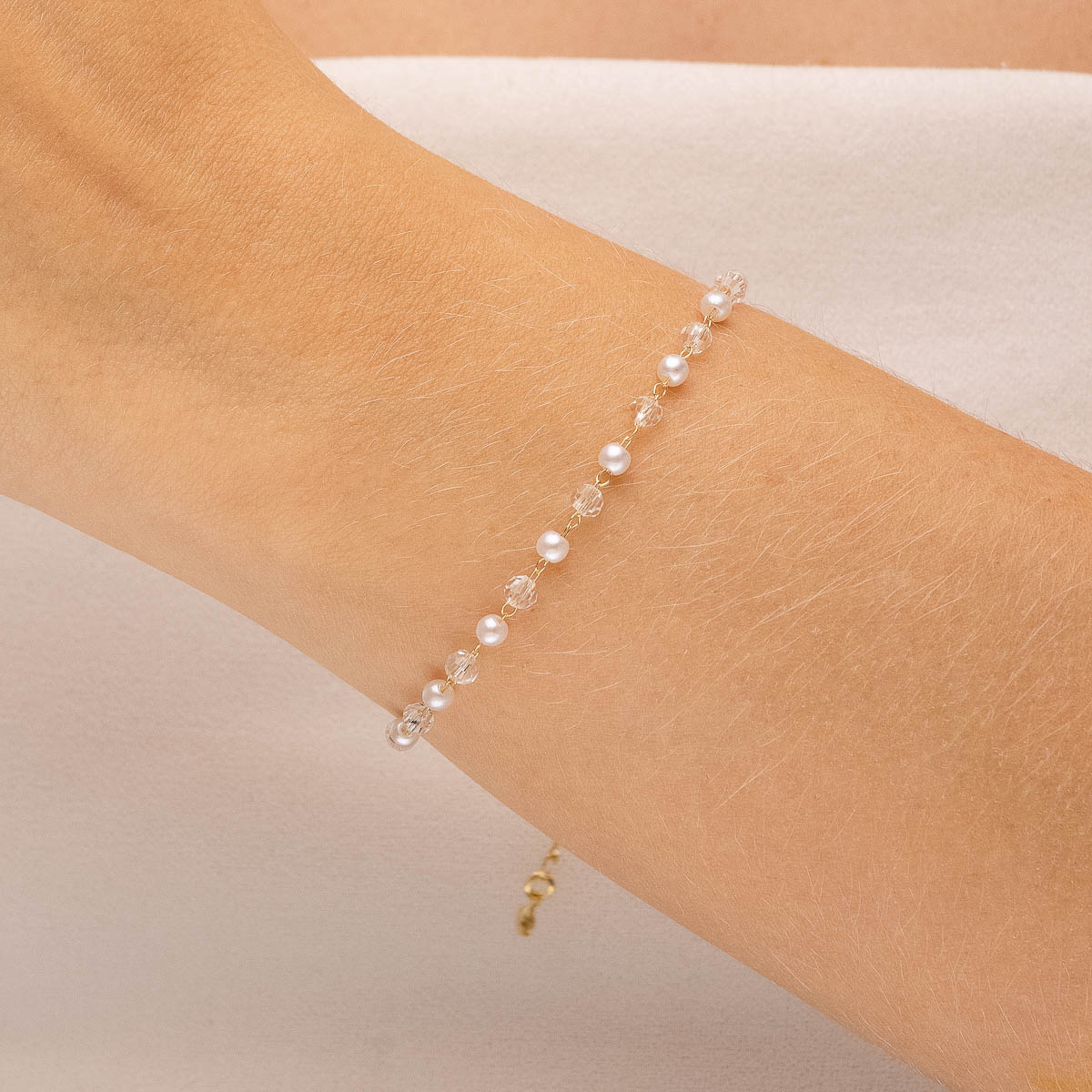 PU1958-OU-1 Pulseira De Pérolas Delicadas Banhada A Ouro - Imagem 1